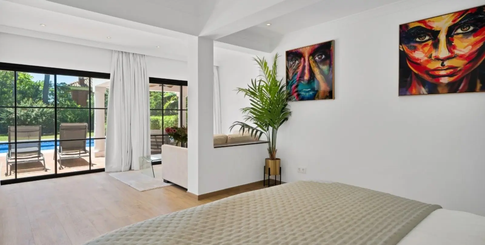 Venta de villa independiente en Hacienda Las Chapas 24