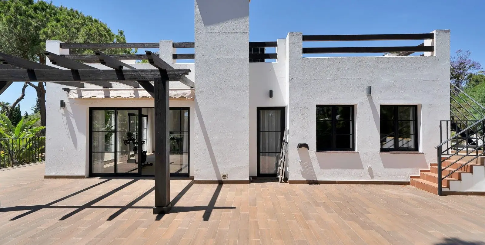 Venta de villa independiente en Hacienda Las Chapas 50