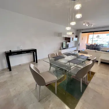 Long-term rent of middle floor apartment in El Paraiso