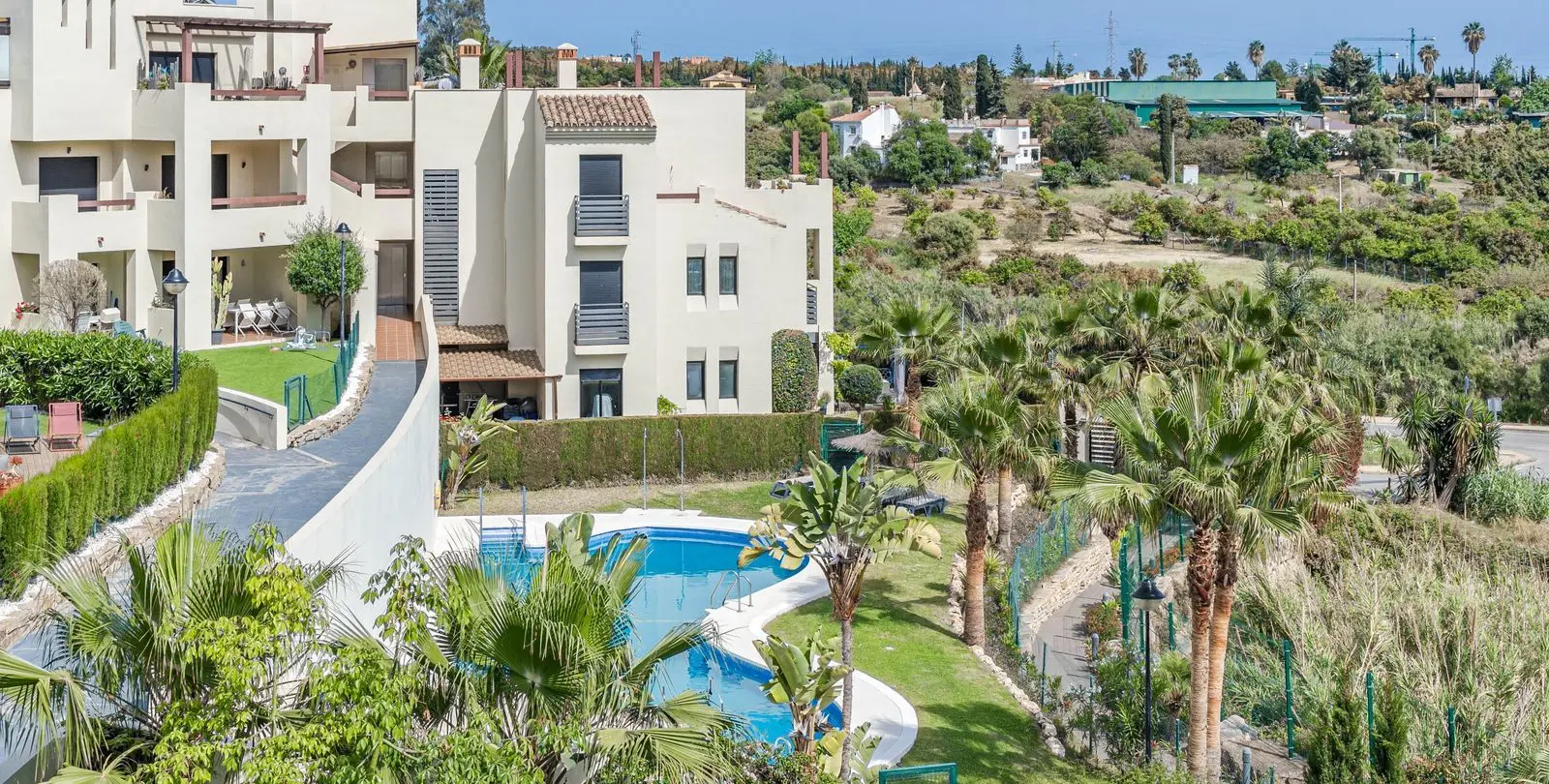 Sale of penthouse in Selwo 1