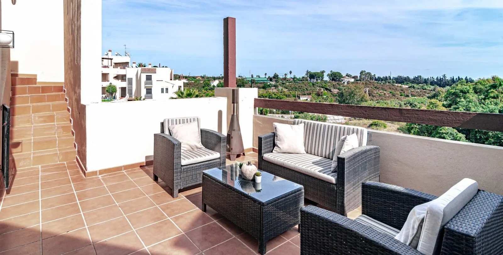 Sale of penthouse in Selwo 14