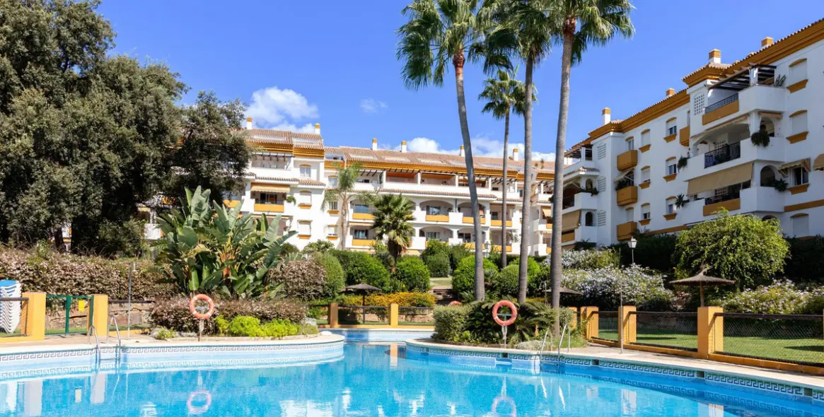 Продажа апартаментов на среднем этаже в Marbella 2