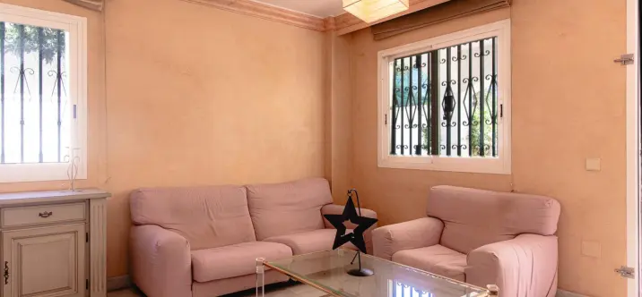 Sale of middle floor apartment in Marbella 4