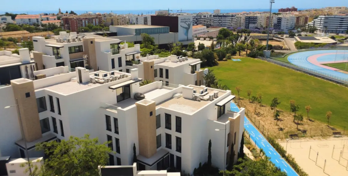 Sale of penthouse in Estepona 3