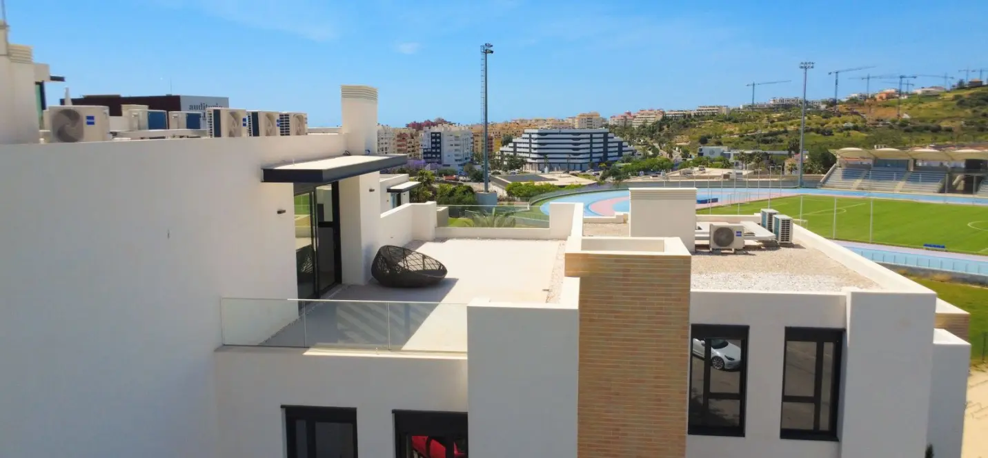 Venta de ático en Estepona 0