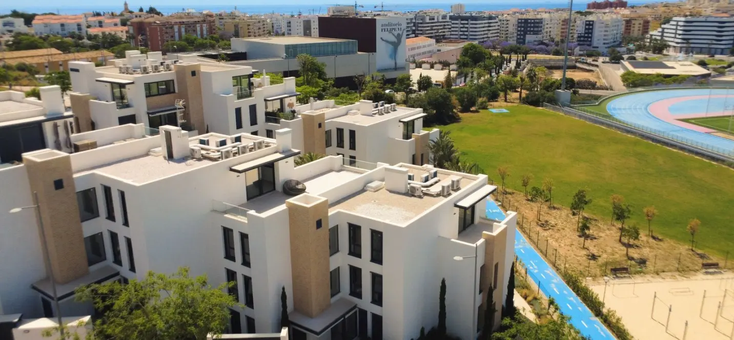 Venta de ático en Estepona 2
