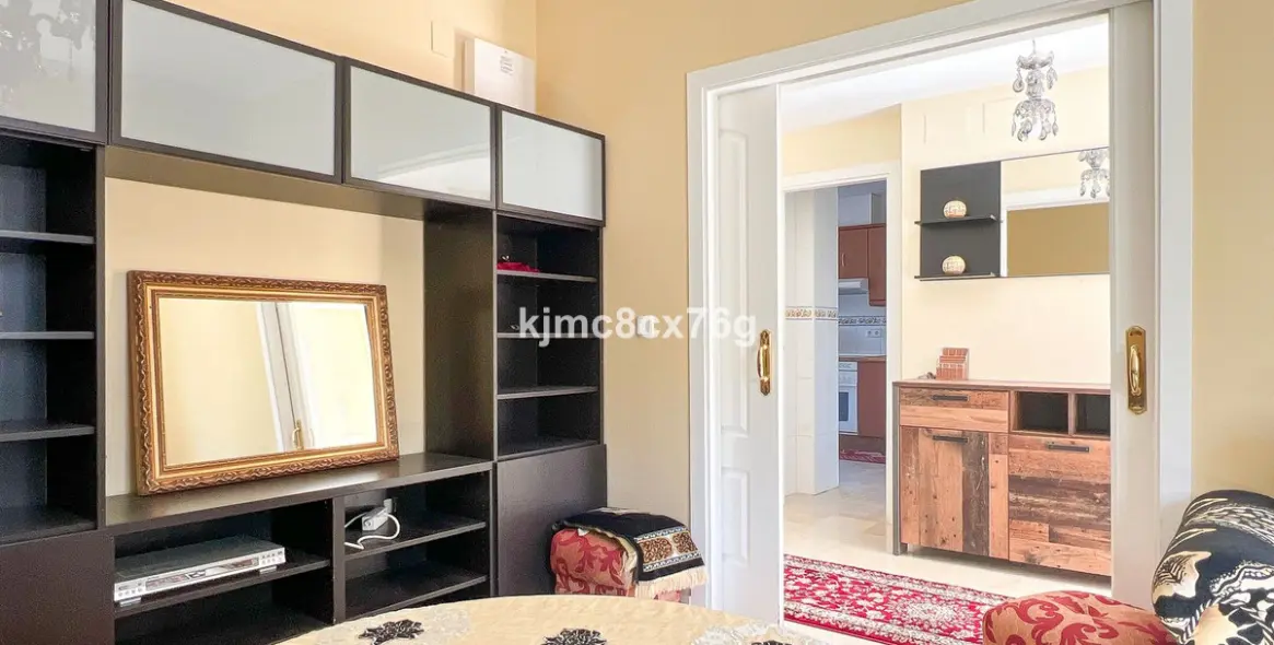 Sale of detached villa in Calahonda 14