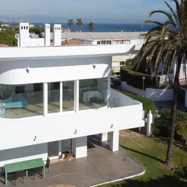 Sale of detached villa in El Faro