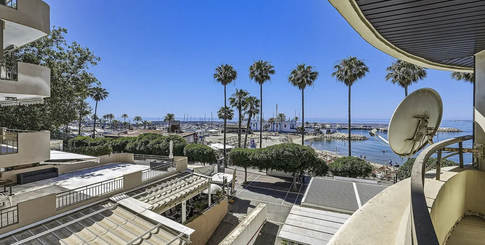 Sale of middle floor apartment in Marbella 8