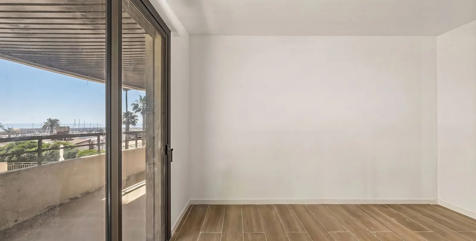 Sale of middle floor apartment in Marbella 27