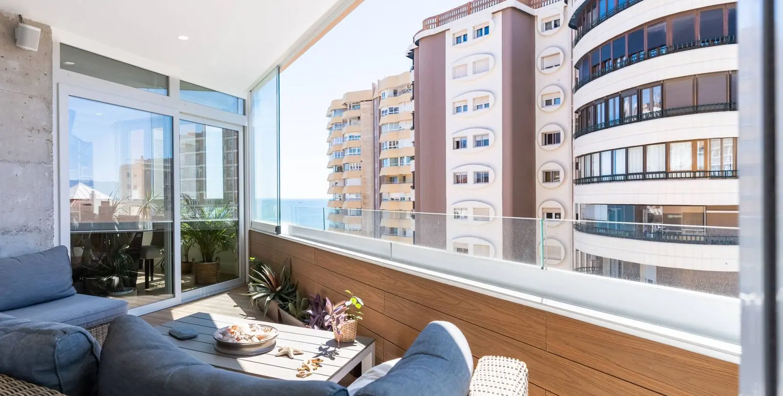 Продажа апартаментов на среднем этаже в Málaga Centro 30