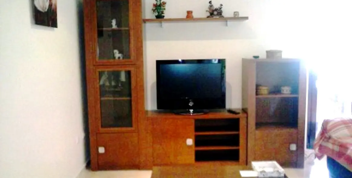 Alquiler a corto plazo de apartamento en planta media en Estepona 12