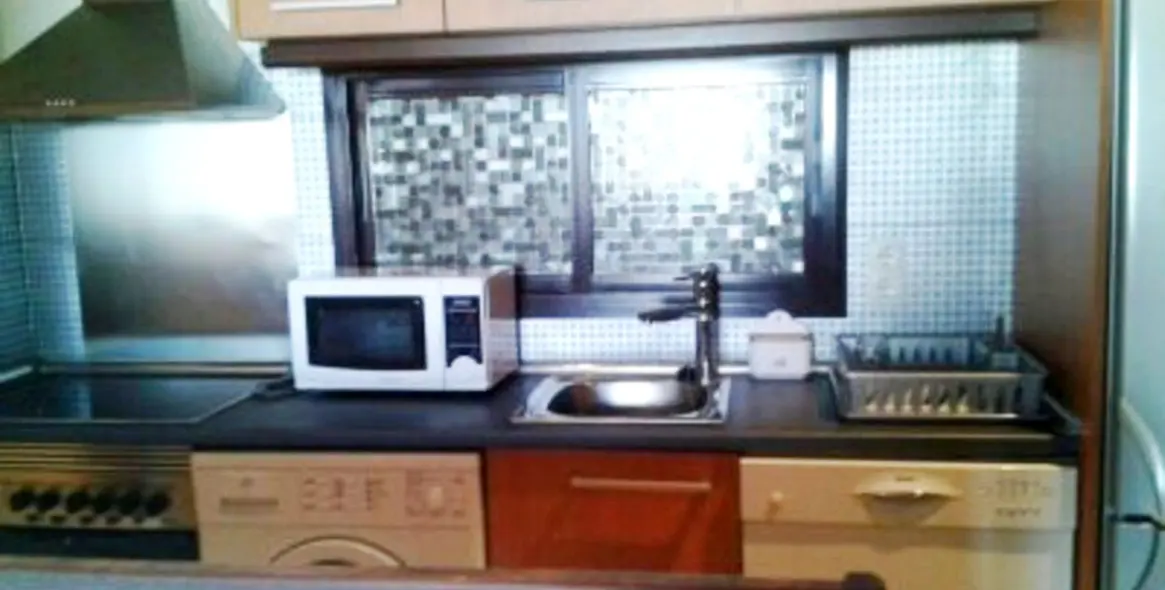Alquiler a corto plazo de apartamento en planta media en Estepona 25