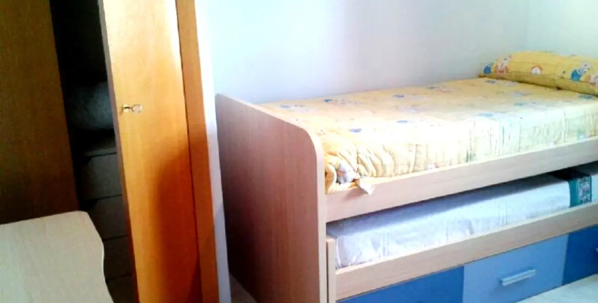 Alquiler a corto plazo de apartamento en planta media en Estepona 26