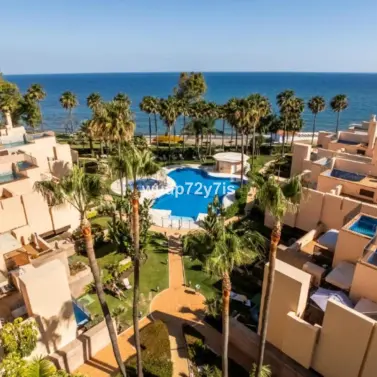 Long-term rent of middle floor apartment in Estepona