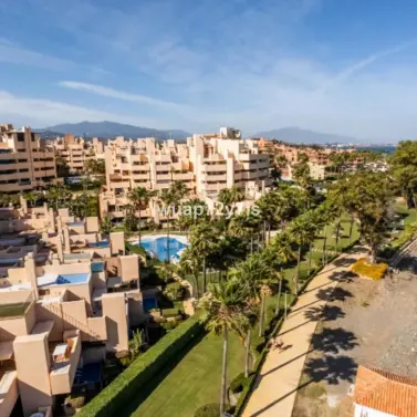 Long-term rent of middle floor apartment in Estepona