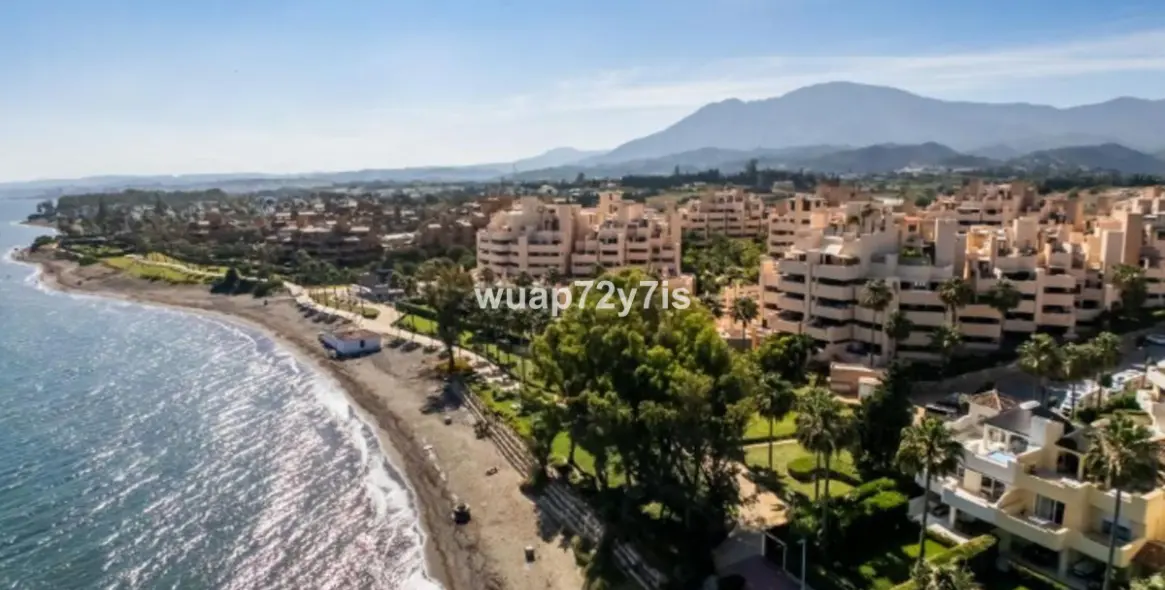 Long-term rent of middle floor apartment in Estepona 9