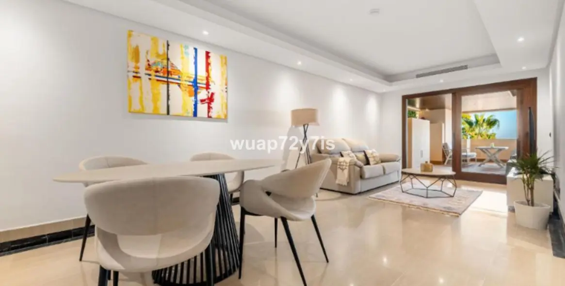 Long-term rent of middle floor apartment in Estepona 12