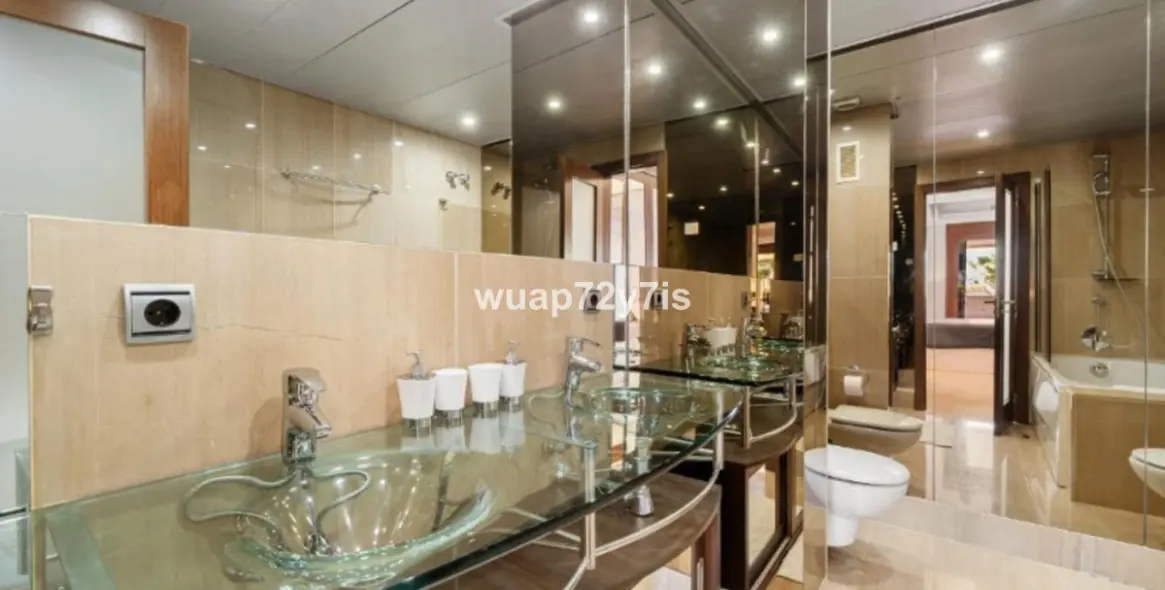 Long-term rent of middle floor apartment in Estepona 34
