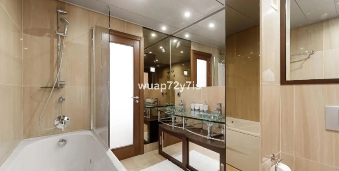 Long-term rent of middle floor apartment in Estepona 36
