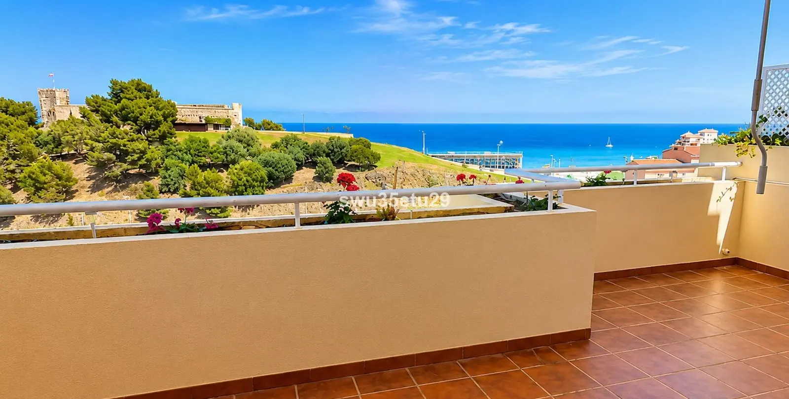 Sale of penthouse in Fuengirola 1