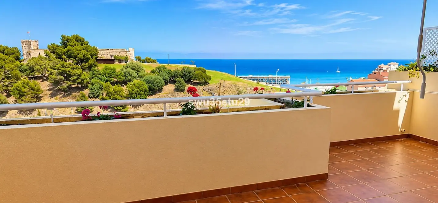 Sale of penthouse in Fuengirola 0