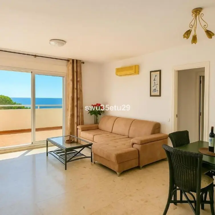 Sale of penthouse in Fuengirola