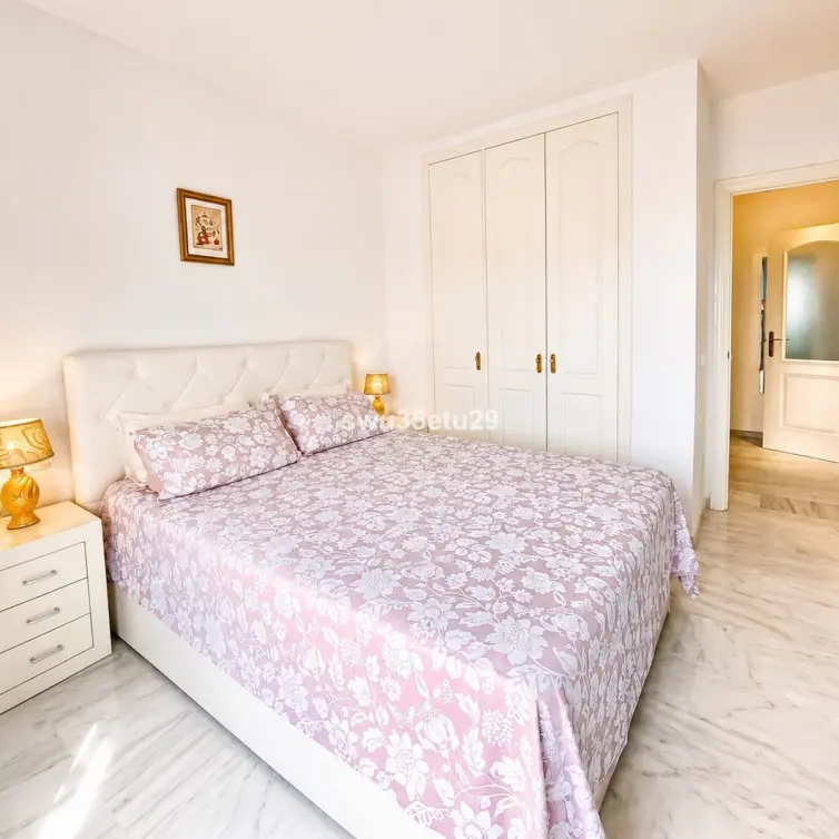 Sale of penthouse in Fuengirola