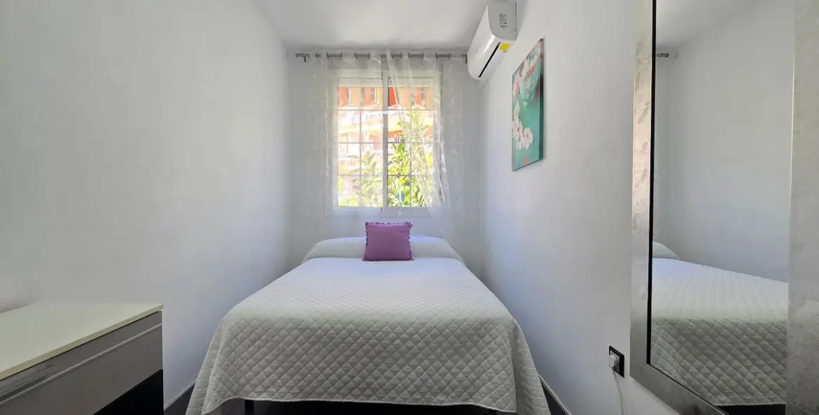 Sale of duplex in La Carihuela 40