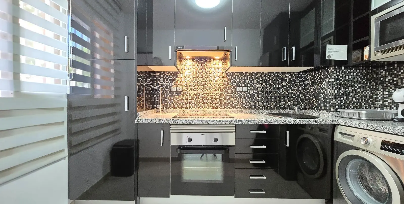 Продажа двухуровневых апартаментов в La Carihuela 30