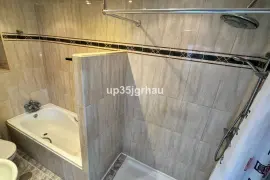 Image 6 thumb
