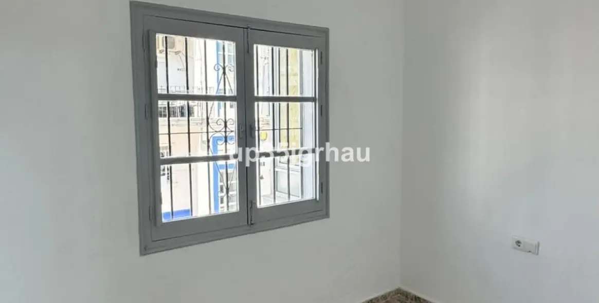 Продажа апартаментов на среднем этаже в Estepona 21