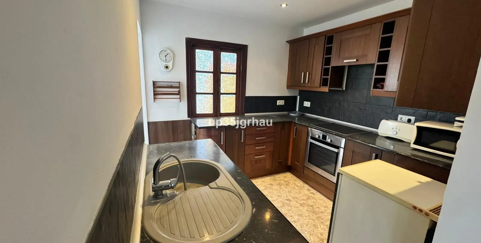 Продажа апартаментов на среднем этаже в Estepona 7