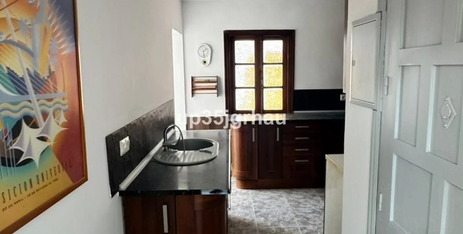 Продажа апартаментов на среднем этаже в Estepona 22