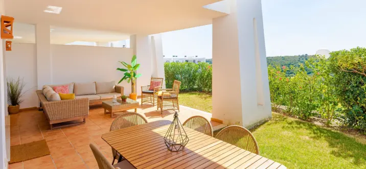 Продажа апартаментов на первом этаже в Casares Playa 0