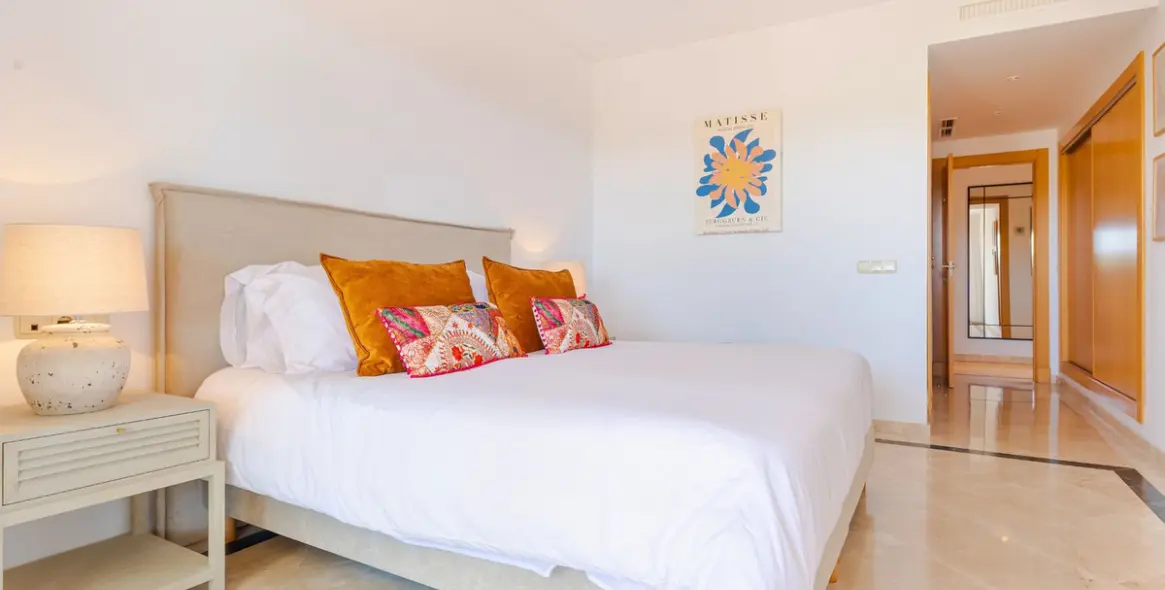 Продажа апартаментов на первом этаже в Casares Playa 15