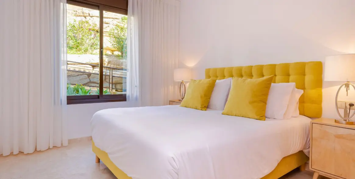 Продажа апартаментов на первом этаже в Casares Playa 19