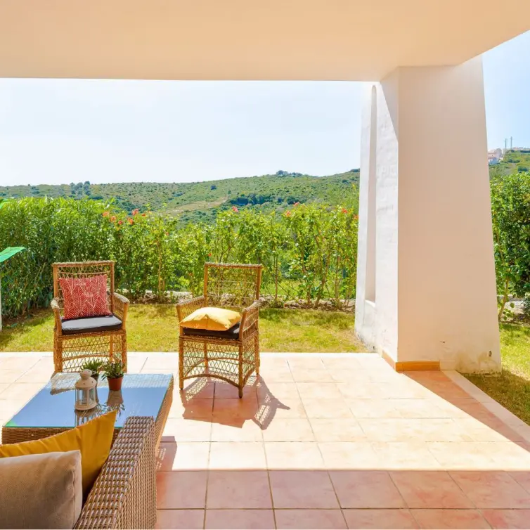 Venta de apartamento en planta baja en Casares Playa