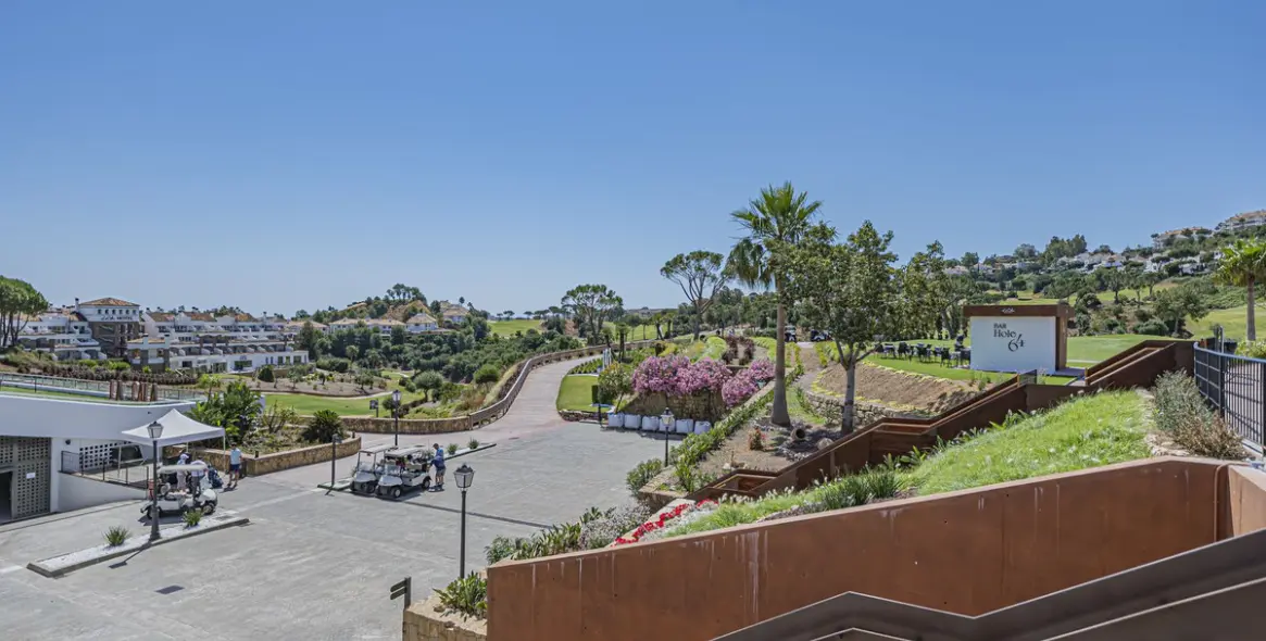 Venta de parcela residencial en La Cala Golf 27