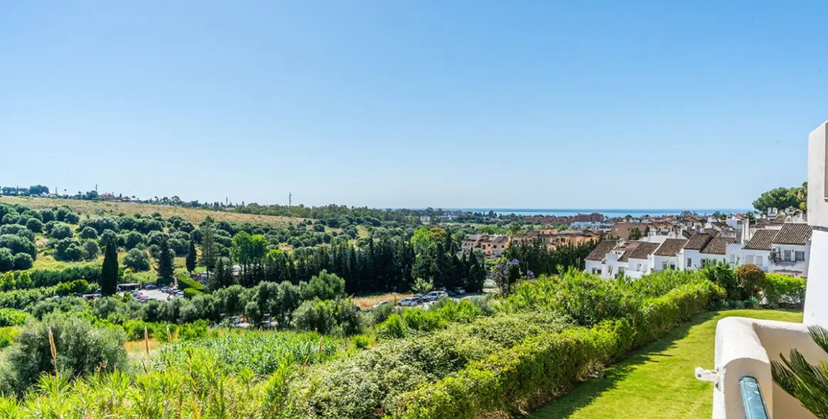 Sale of middle floor apartment in Bel Air 28