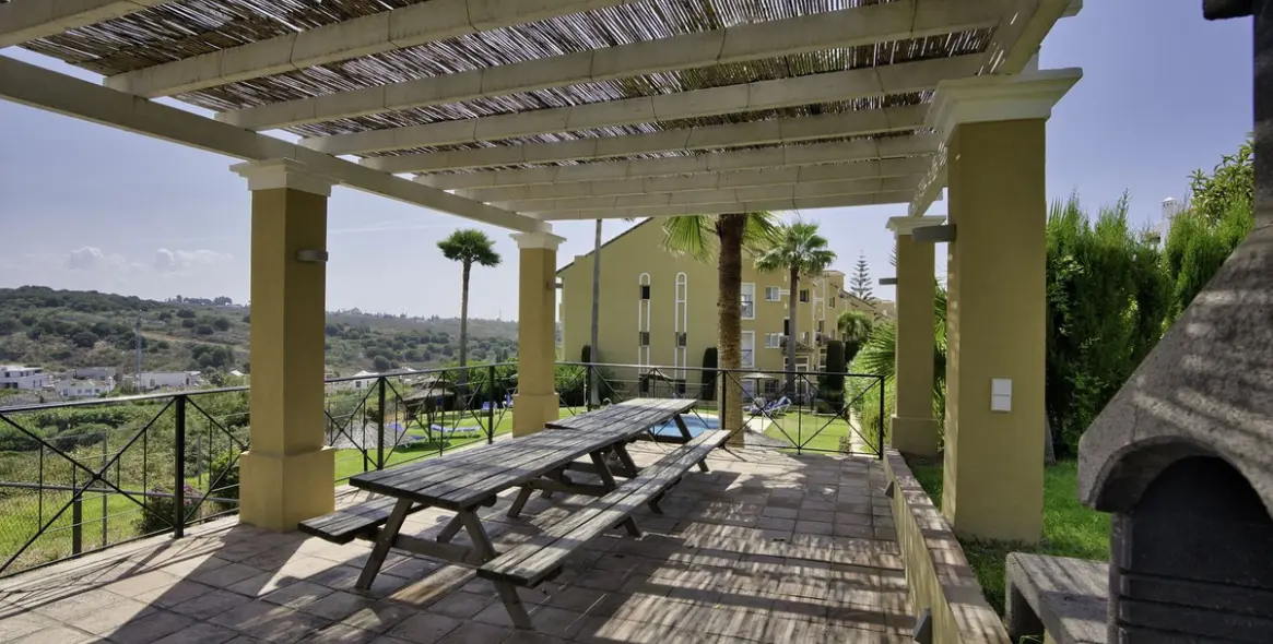 Sale of middle floor apartment in Bel Air 30