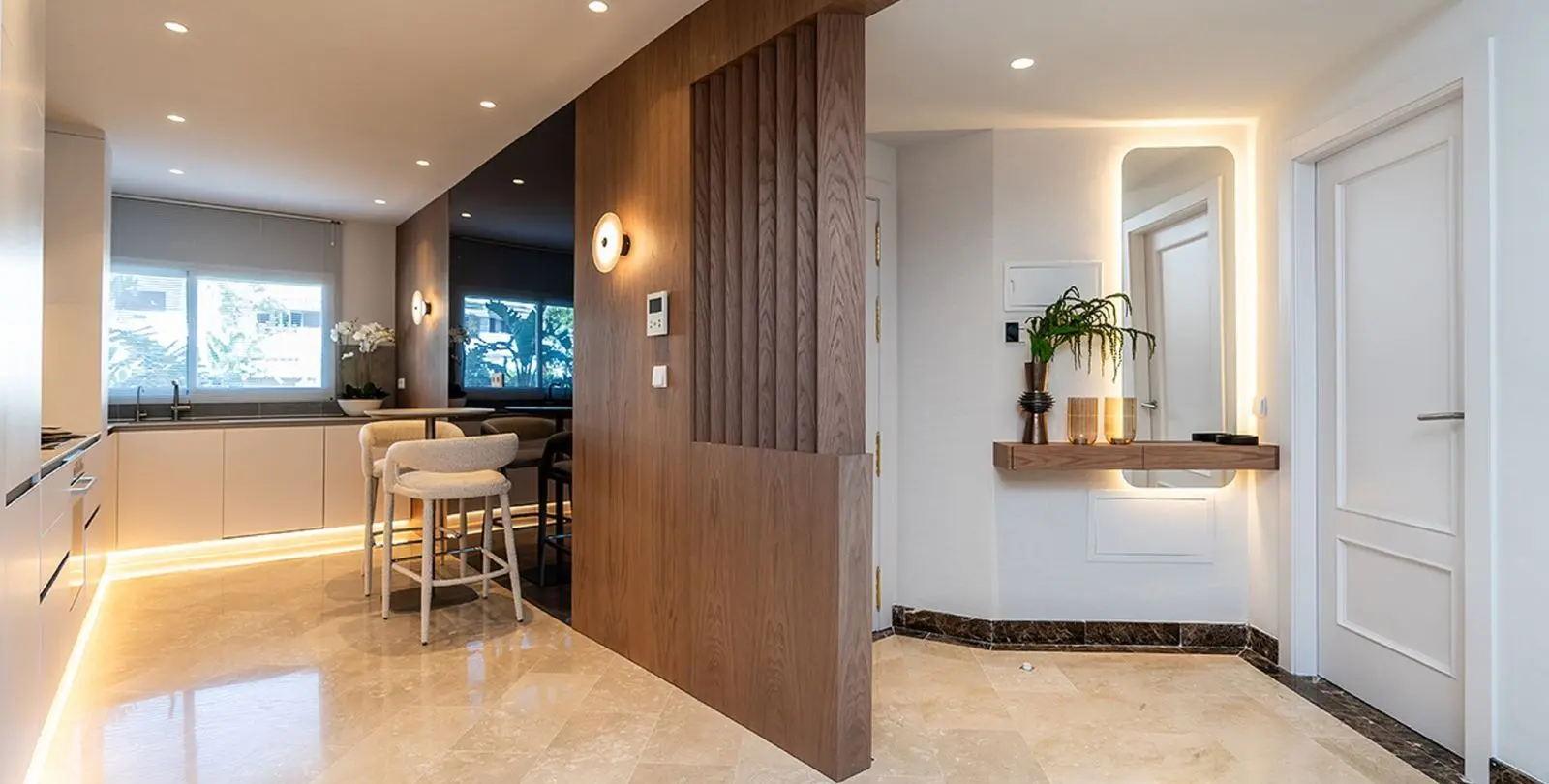 Venta de apartamento en planta media en Bel Air 14