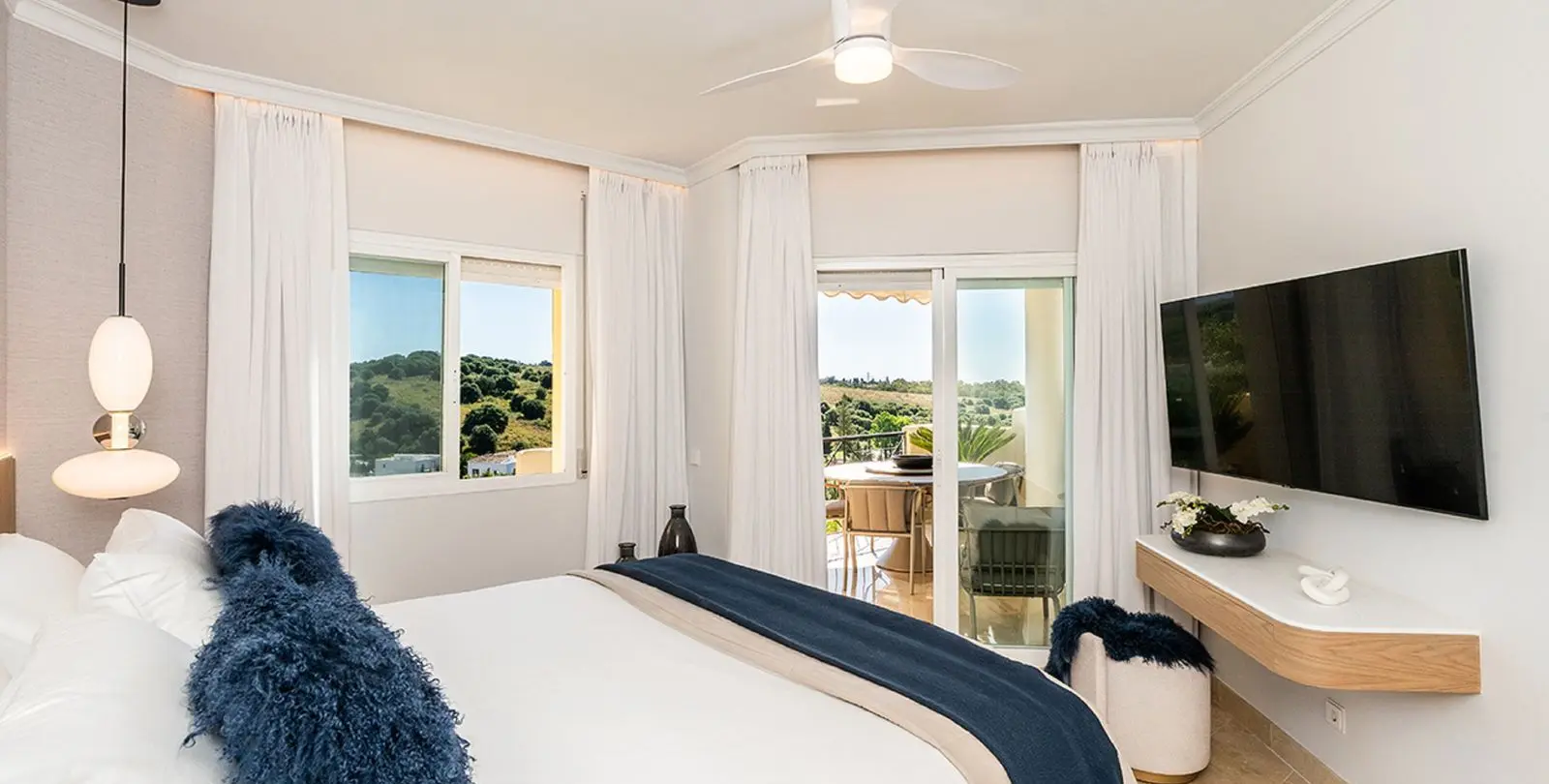 Venta de apartamento en planta media en Bel Air 17