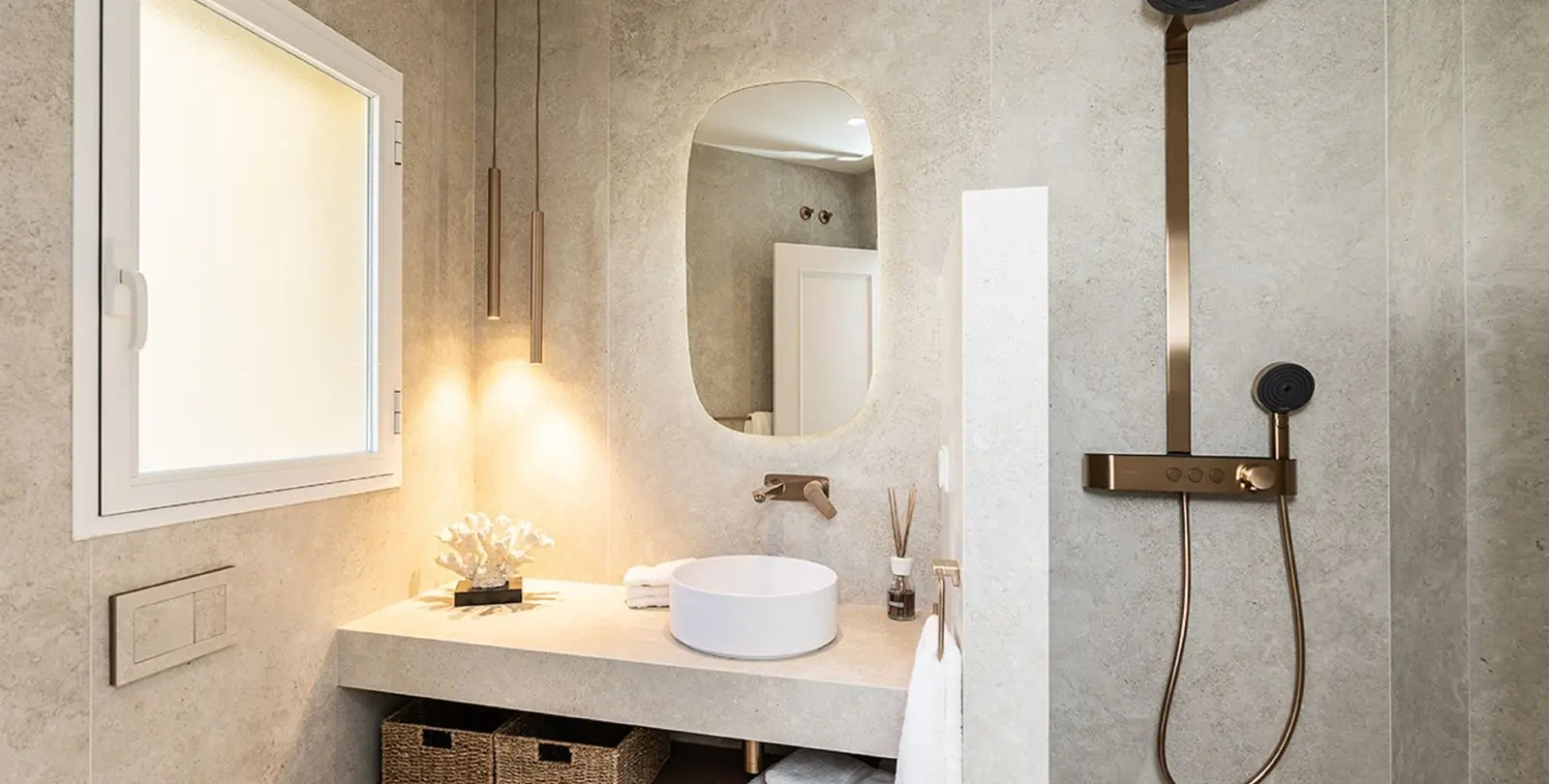 Venta de apartamento en planta media en Bel Air 23