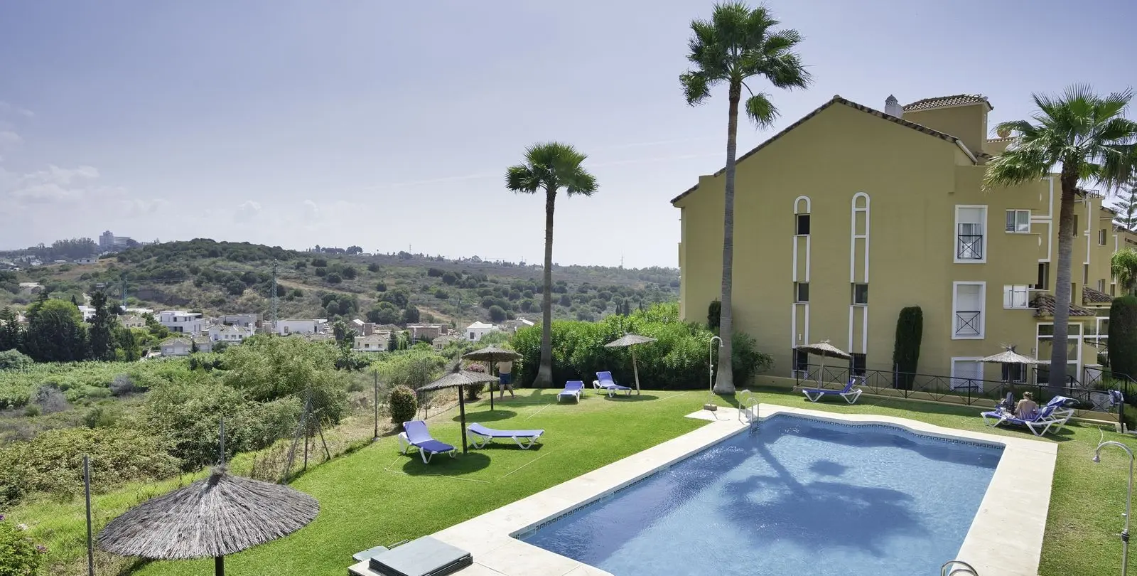 Venta de apartamento en planta media en Bel Air 29