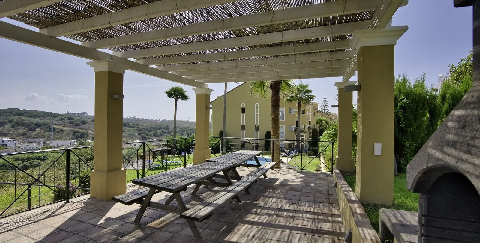 Venta de apartamento en planta media en Bel Air 30