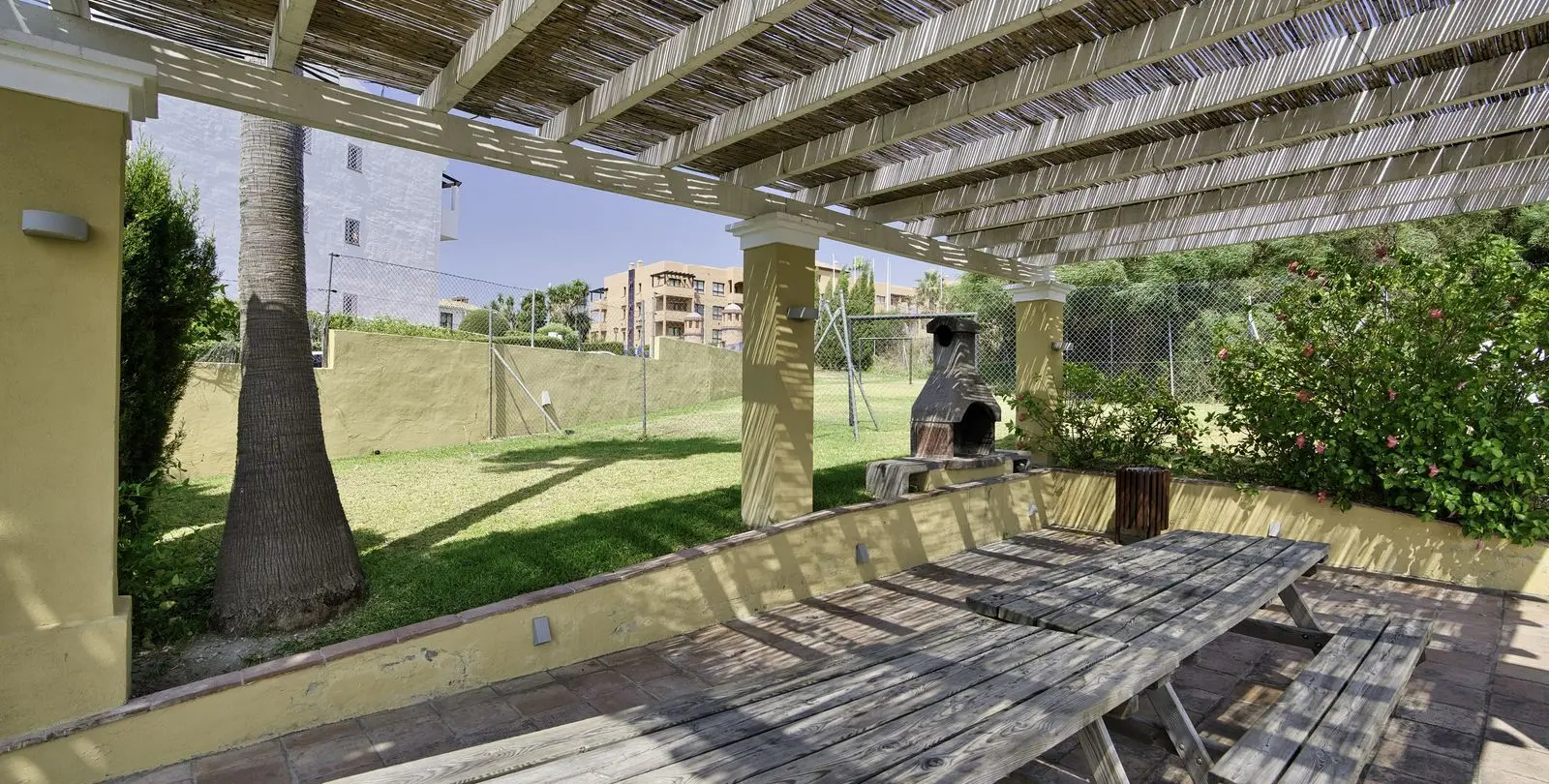 Venta de apartamento en planta media en Bel Air 31