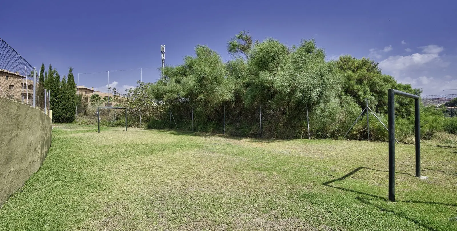 Venta de apartamento en planta media en Bel Air 32