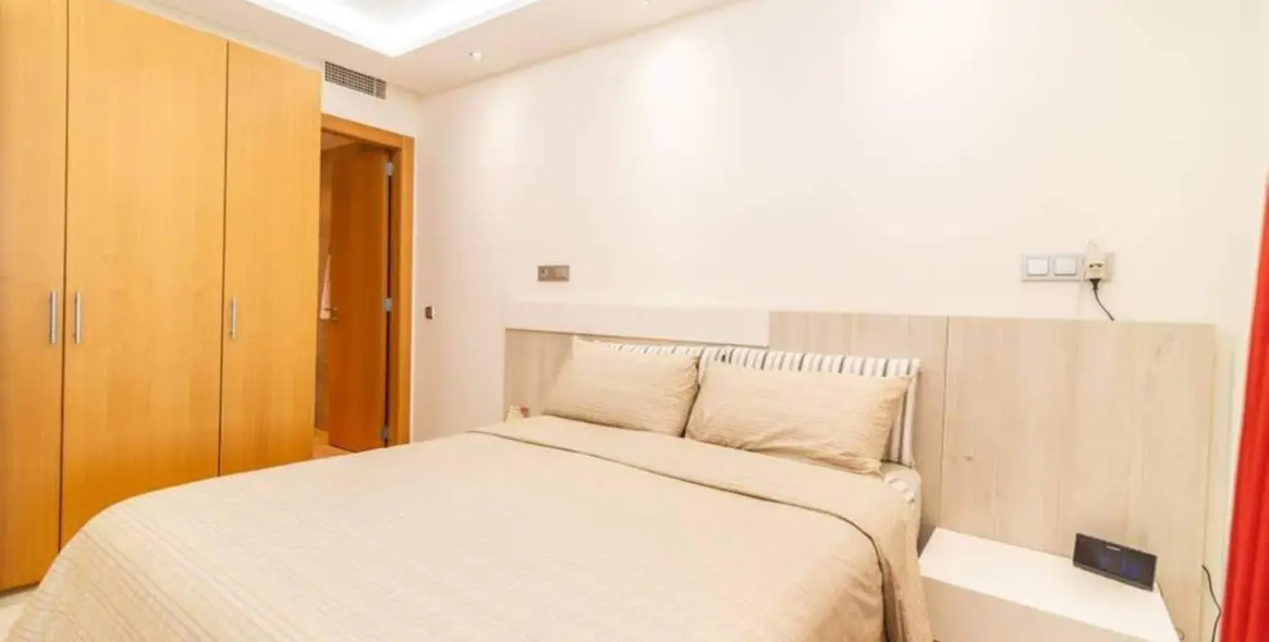 Sale of penthouse in Higueron 11