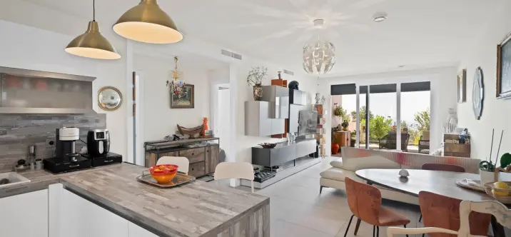 Sale of ground floor apartment in Benalmadena 3